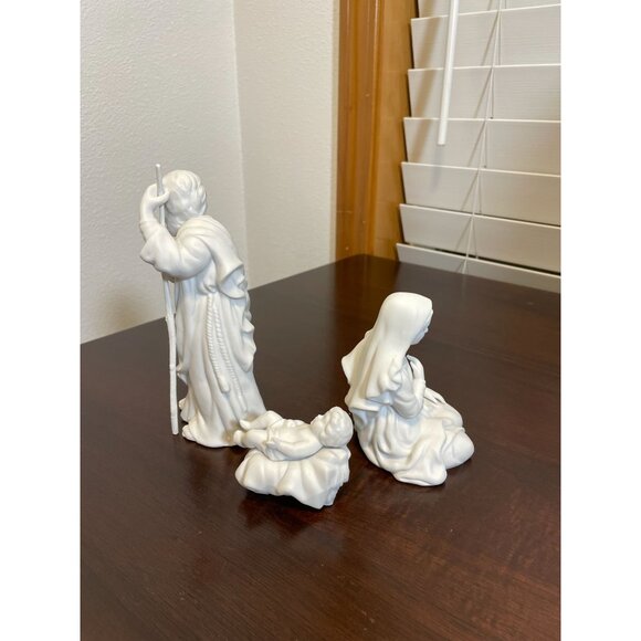 1981 VTG Avon Holy Family Nativity Collectibles 3 Porcelain Figurines - Excellen - Picture 5 of 12